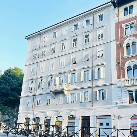 Lägenhet Joyce Luxury *